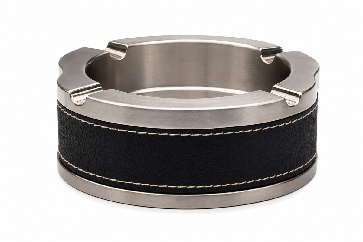 AL KHUMERY Round Leather & Stainless Steel Ashtray | 4-Slot Scalloped Metal Ring | Luxury Smoking Accessory UAE